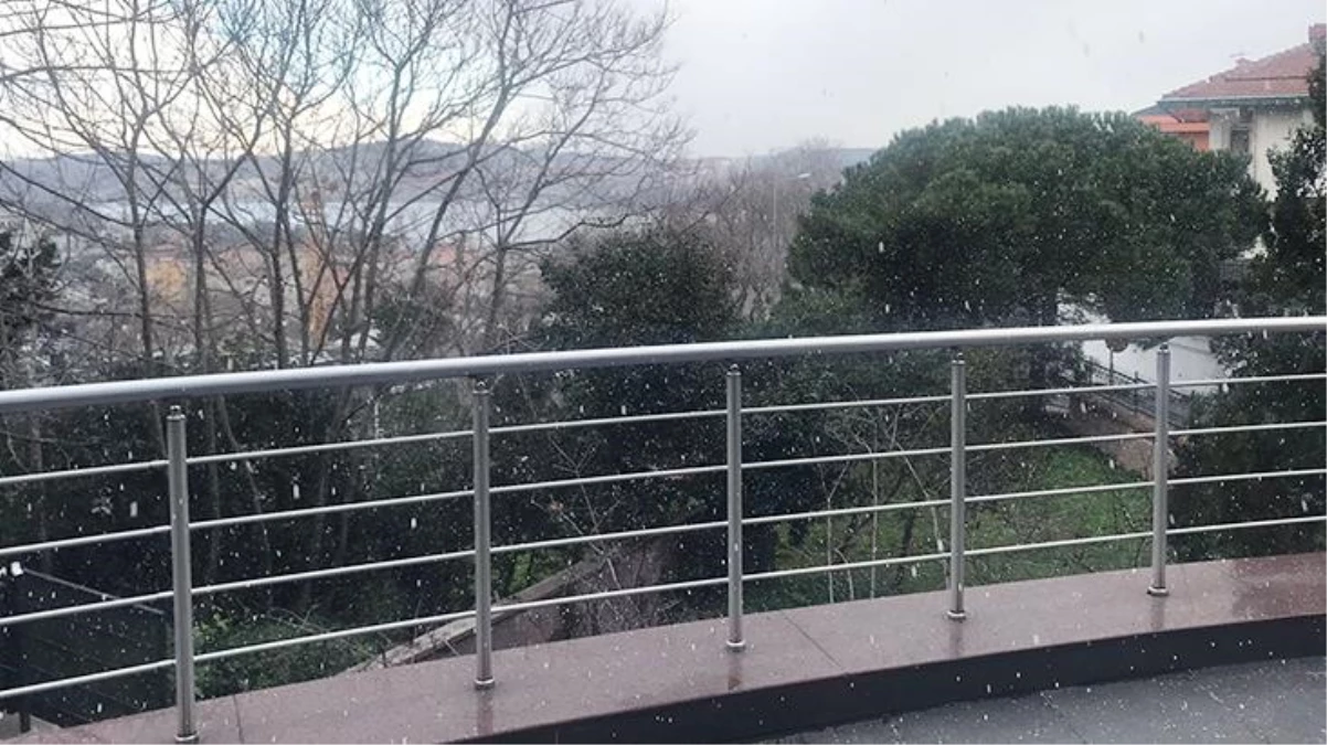 Son Dakika! İstanbul\'da beklenen kar yağışı başladı