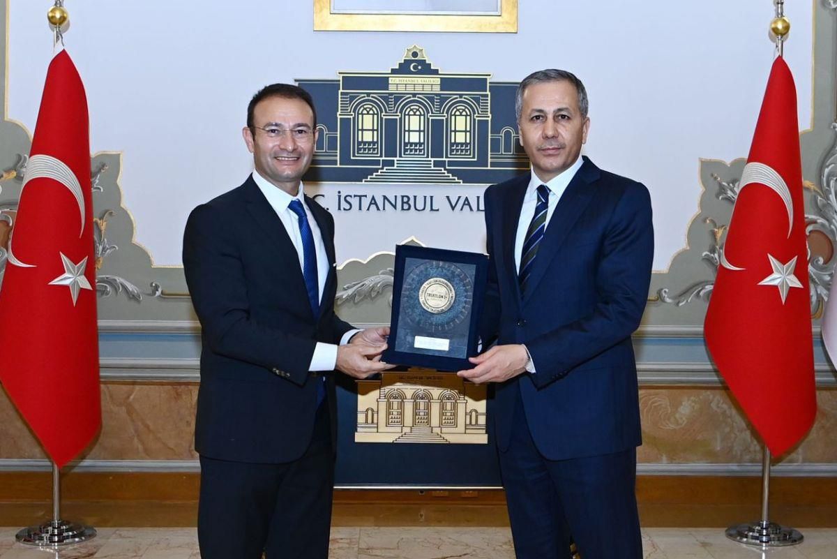 Türkiye Triatlon Federasyonu Başkanı Yalçınkaya\'dan İstanbul Valisi Yerlikaya\'ya ziyaret