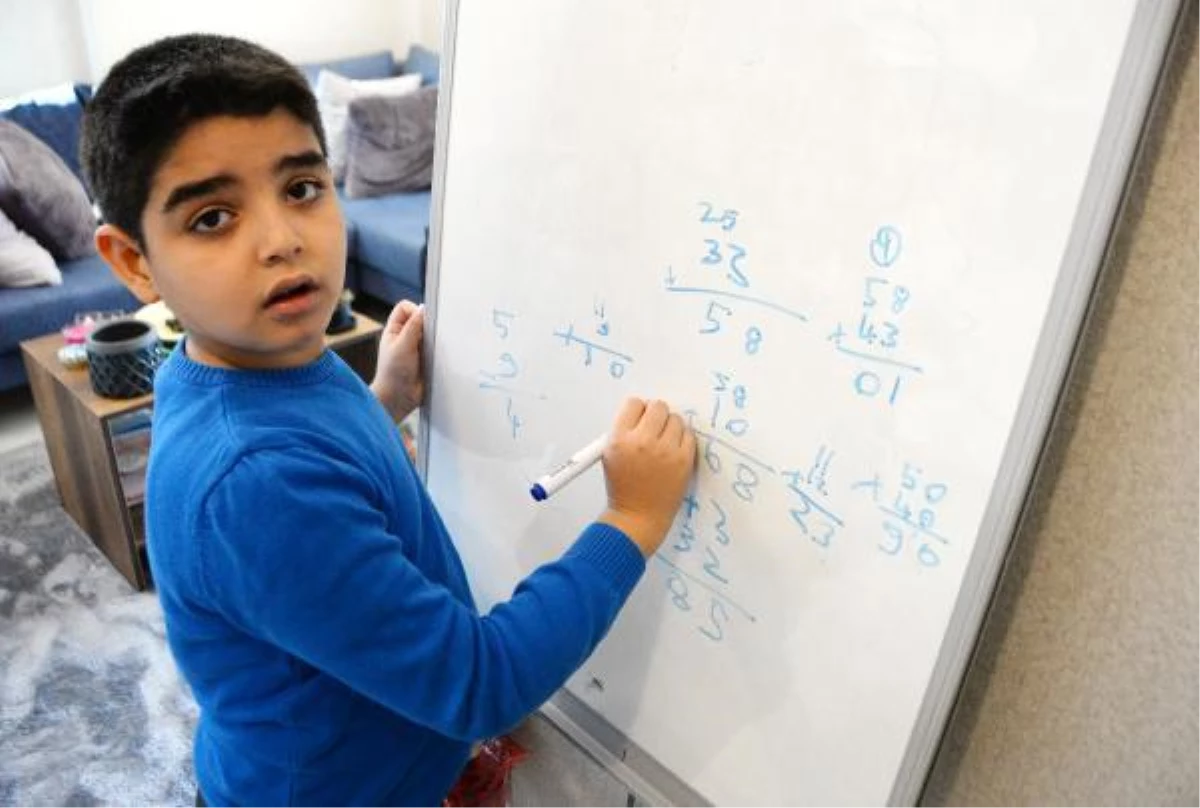 8 yaşındaki Ezel Ali\'nin uluslararası matematik başarısı