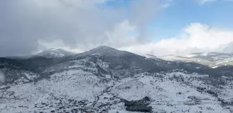 Ankara'nın yükseklerinde beyazla yeşilin buluşması objektiflere yansıdı