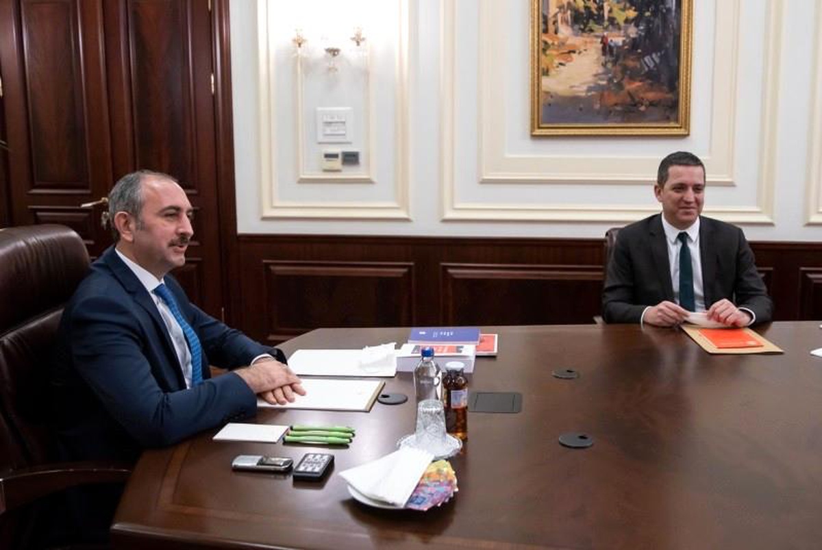 Son dakika haberleri... Bakan Gül, TBB Başkanı Sağkan\'ı kabul etti