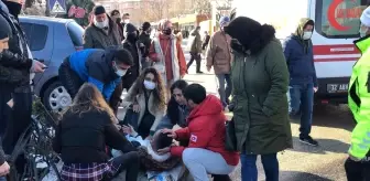 Direksiyon başında epilepsi nöbeti geçiren sürücü refüje çarparak durabildi