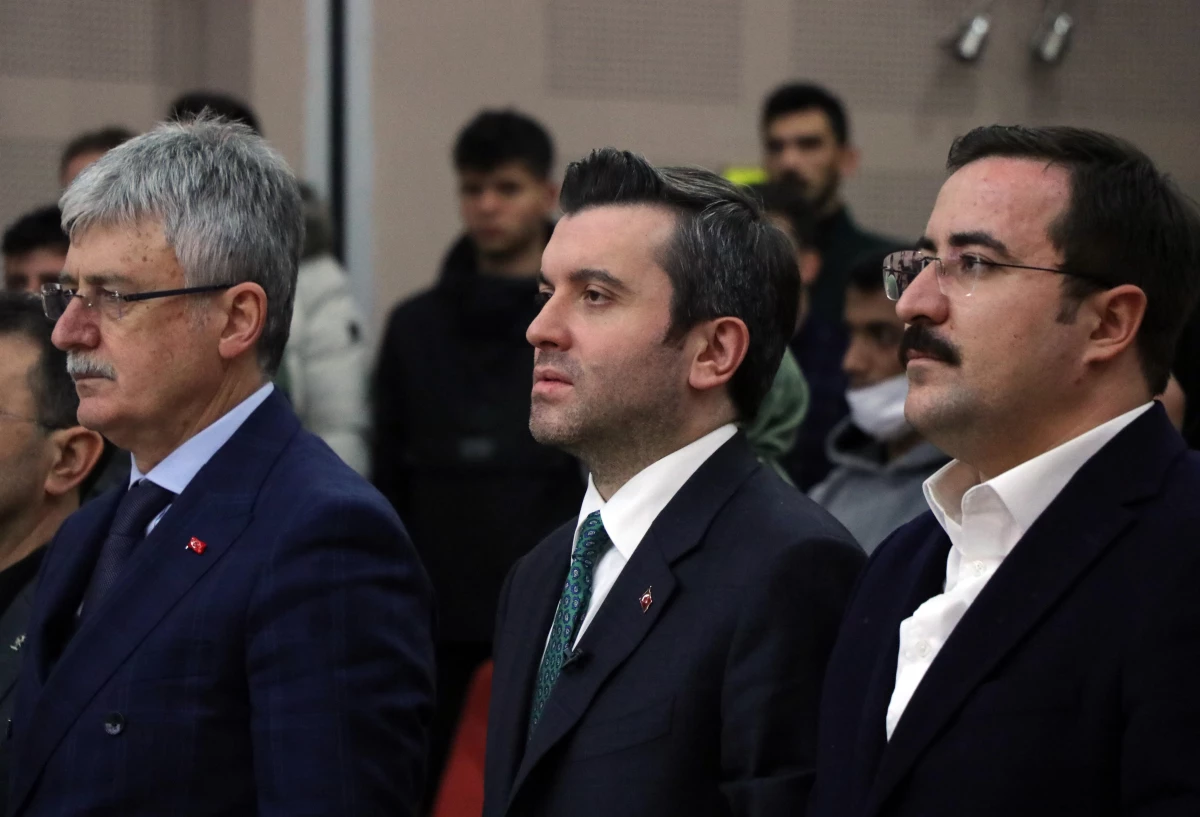 Son dakika haberi: Dışişleri Bakan Yardımcısı Kıran, Kocaeli\'de dış politika konferansında konuştu Açıklaması