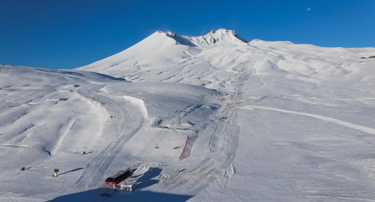 Erciyes\'te kar kalınlığı 50 santimetreye ulaştı