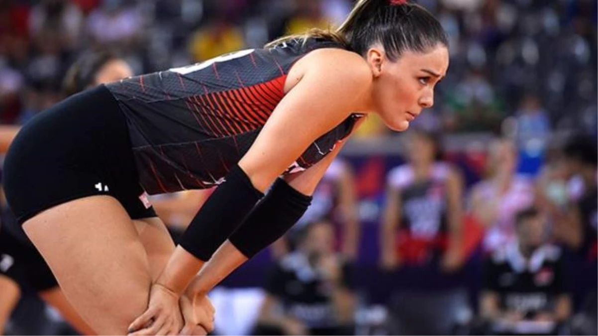 Güzel voleybolcu Zehra Güneş hakkında şaşırtan aşk iddiası! Fenerbahçeli isimle fotoğrafı çıktı