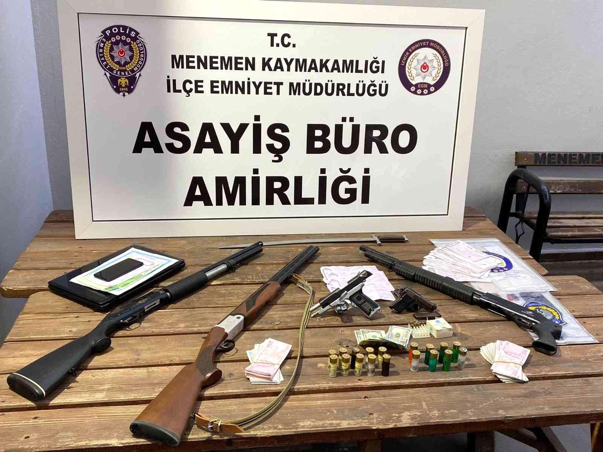 Son dakika haber! İzmir\'de suç örgütüne yönelik eş zamanlı operasyon: 4 gözaltı