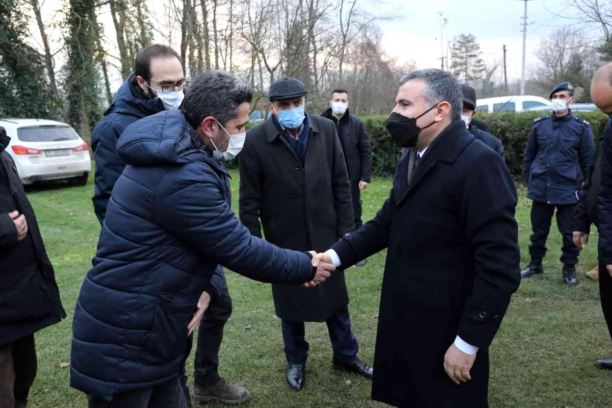 Korona virüsü yenik düşen muhtar son yolculuğuna uğurlandı
