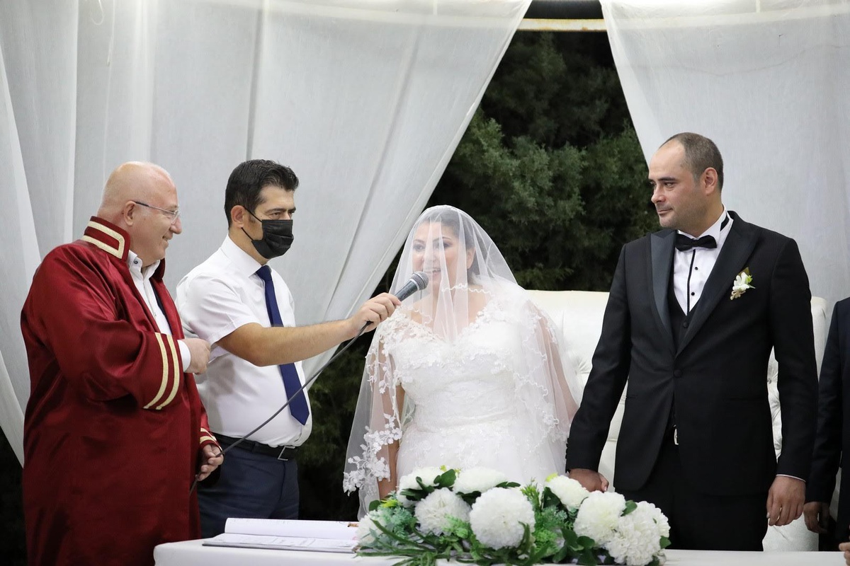 Menteşe\'de 2021 Yılında 695 Çiftin Nikahı Kıyıldı