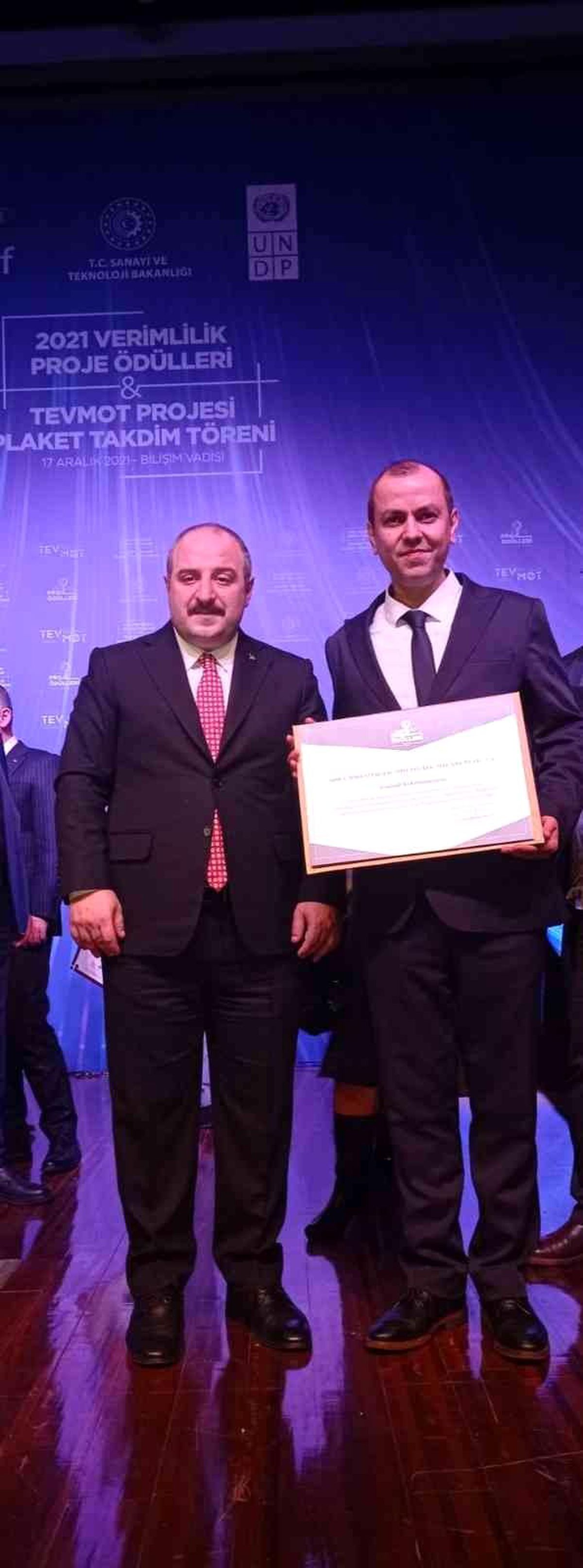 Millî yazılıma ödül