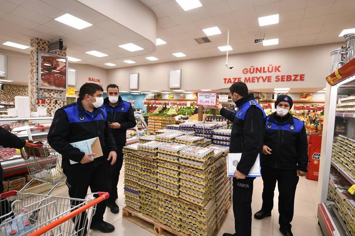 Pursaklar\'da marketlerde fiyat denetimi