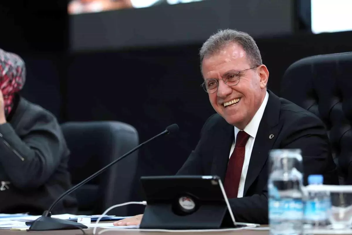 Seçer: "Halk Karta yüklediğimiz para miktarını 2022\'de yüzde 50 artıracağız"