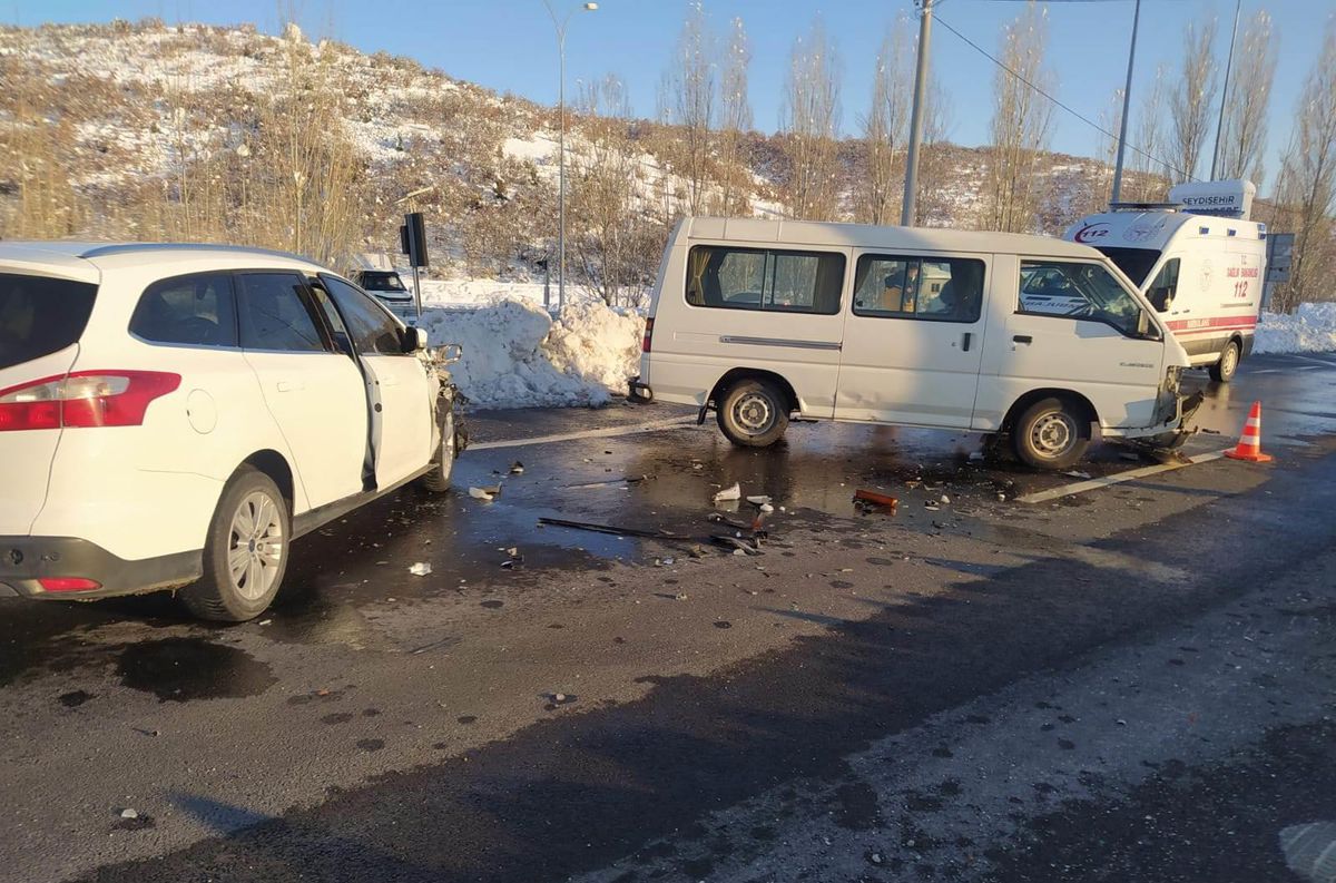 Seydişehir\'de trafik kazası