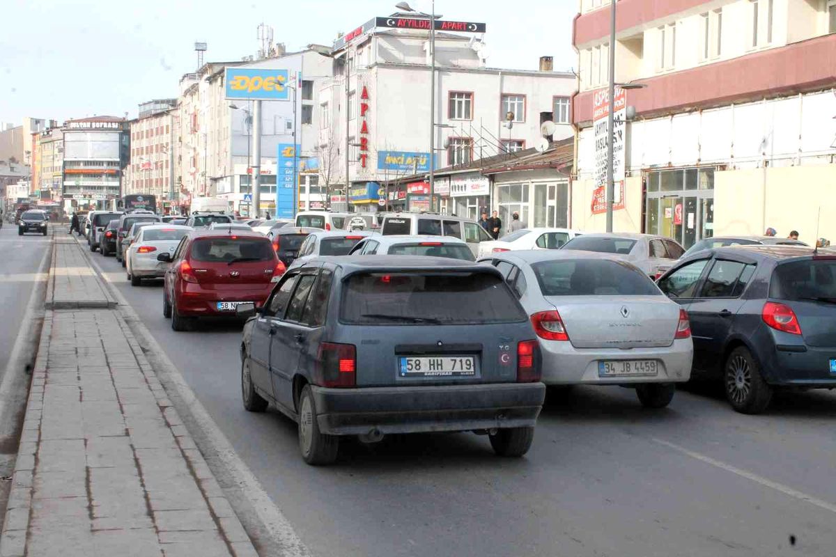 Sivas\'ta araç sayısı arttı