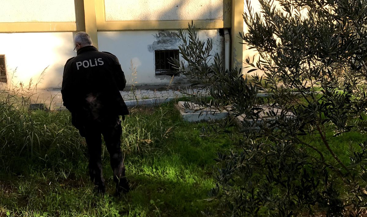 Son dakika haberi: Adana\'da 4. kattaki balkondan düşen çocuk tedavi gördüğü hastanede öldü