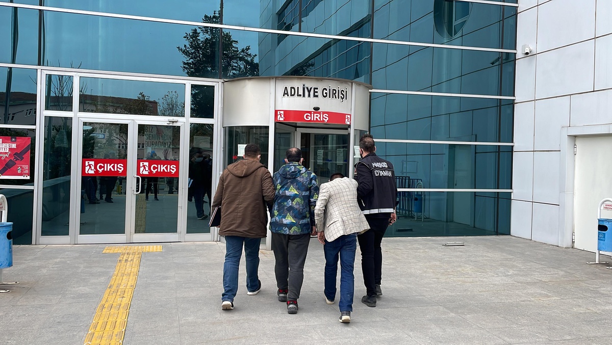Son dakika haberi! Adıyaman\'da uyuşturucu operasyonunda gözaltına alınan 2 şüpheli tutuklandı