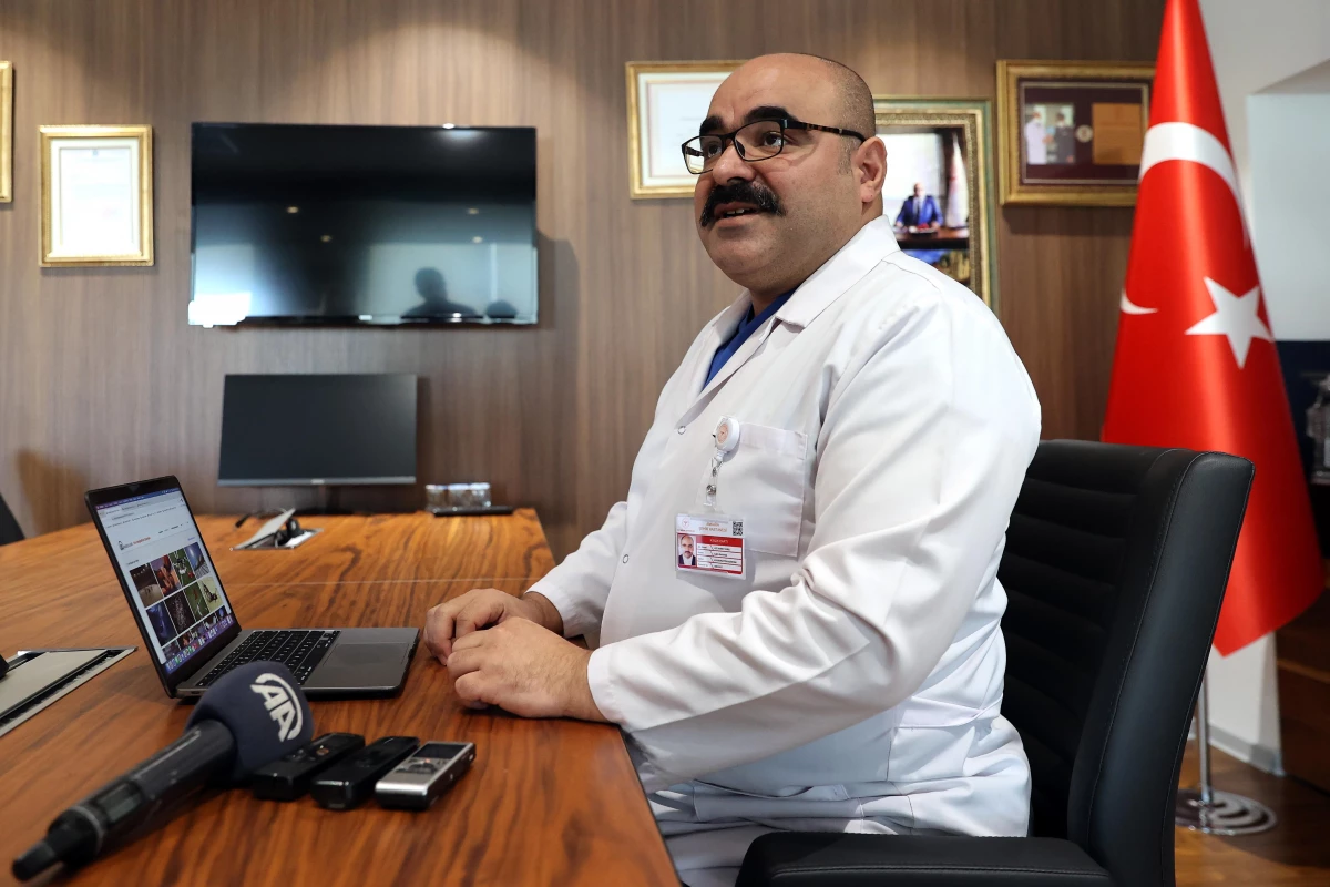Son dakika haberi | Ankara Şehir Hastanesi Koordinatör Başhekimi Surel, AA\'nın "Yılın Fotoğrafları" oylamasına katıldı