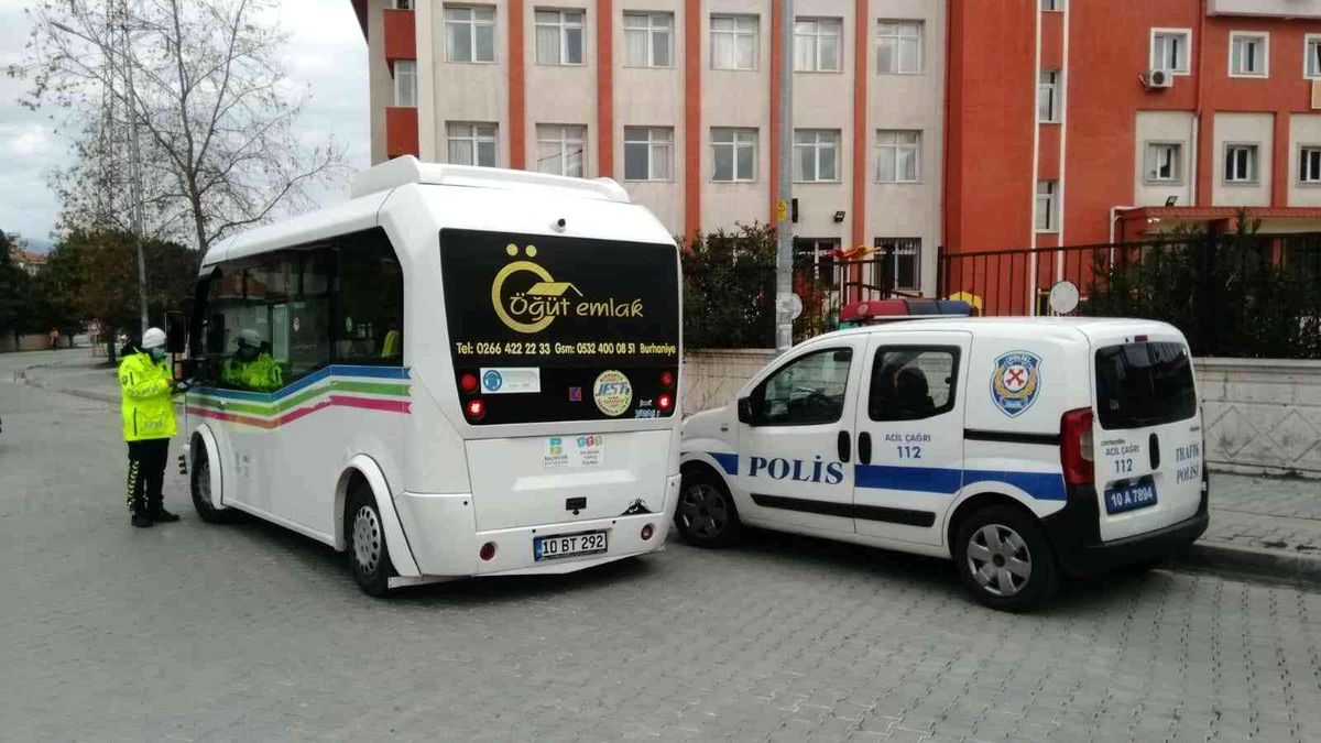 Burhaniye\'de kış lastiği denetimi