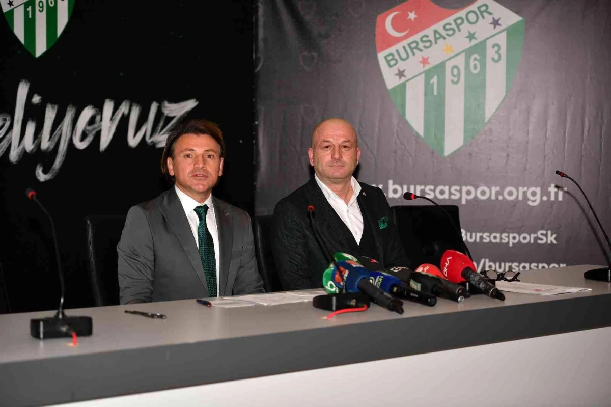 Bursaspor\'un yeni teknik direktörü Tamer Tuna imzayı attı