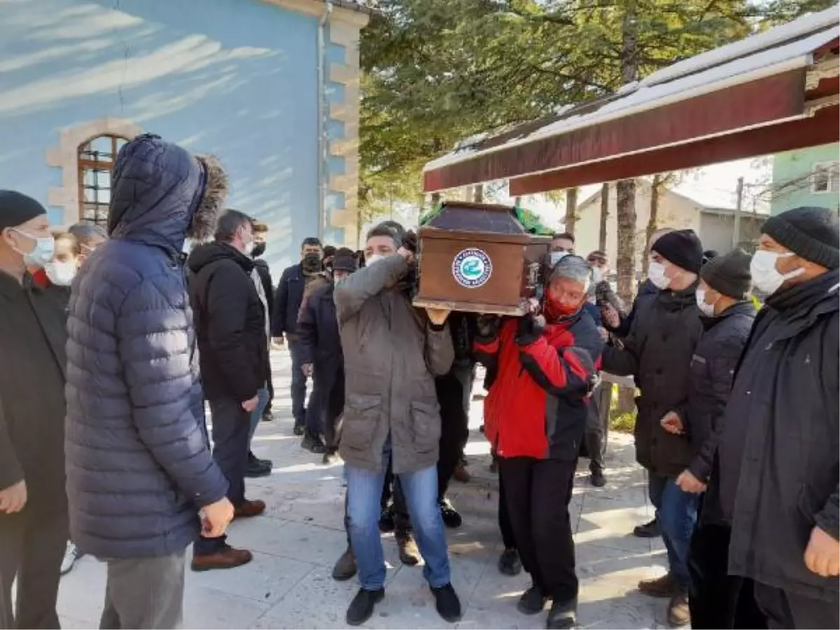 Donarak ölen çiftçi toprağa verildi