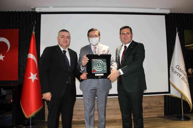 Gaziantep Ticaret Borsası'nın yeni hizmet binası törenle açıldı