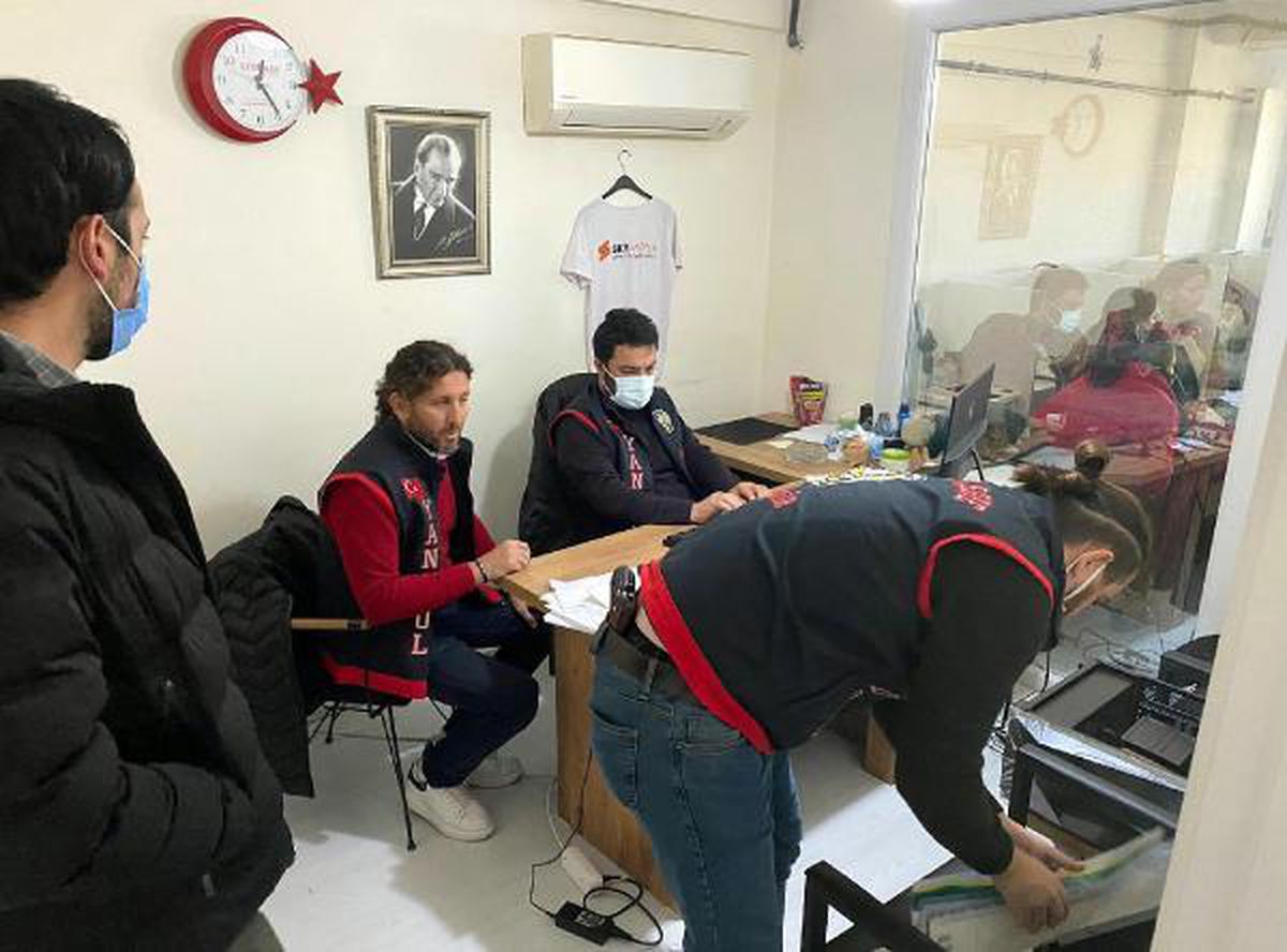\'Google\'dan arıyoruz\' diyerek dolandırıcılığa 24 gözaltı