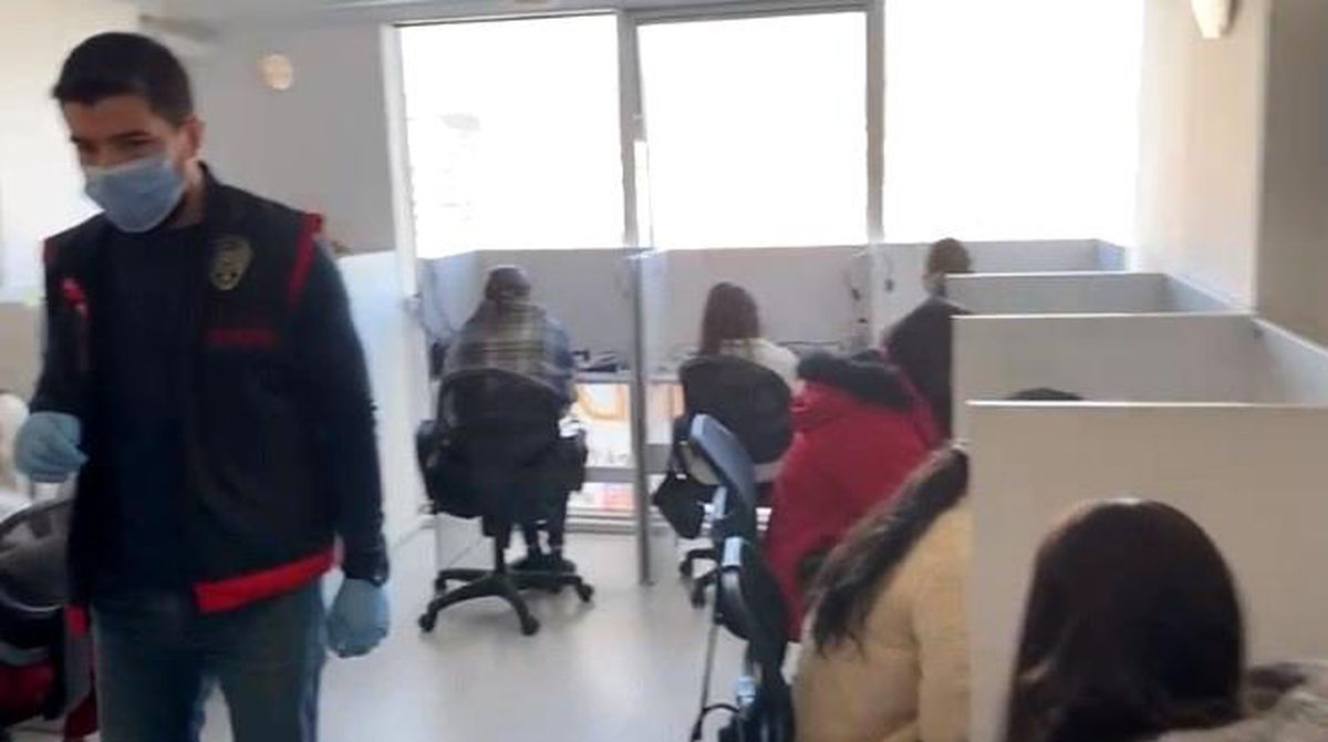 Son dakika haberi... İzmir polisinden \'Google Harita\' dolandırıcılarına operasyon: 18 gözaltı