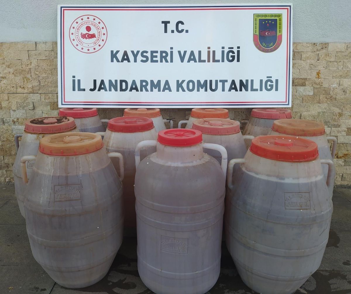 Son dakika haberleri... Jandarmadan kaçak alkol operasyonu