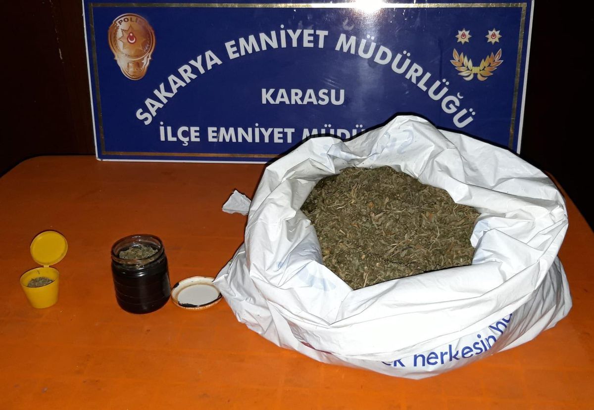 Karasu\'da odunlukta yaklaşık 2 kilogram esrar bulundu