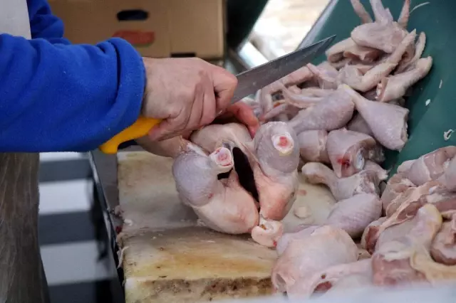 Kasaplar, doların ardından beyaz ve kırmızı et fiyatlarının da düşmesini bekliyor