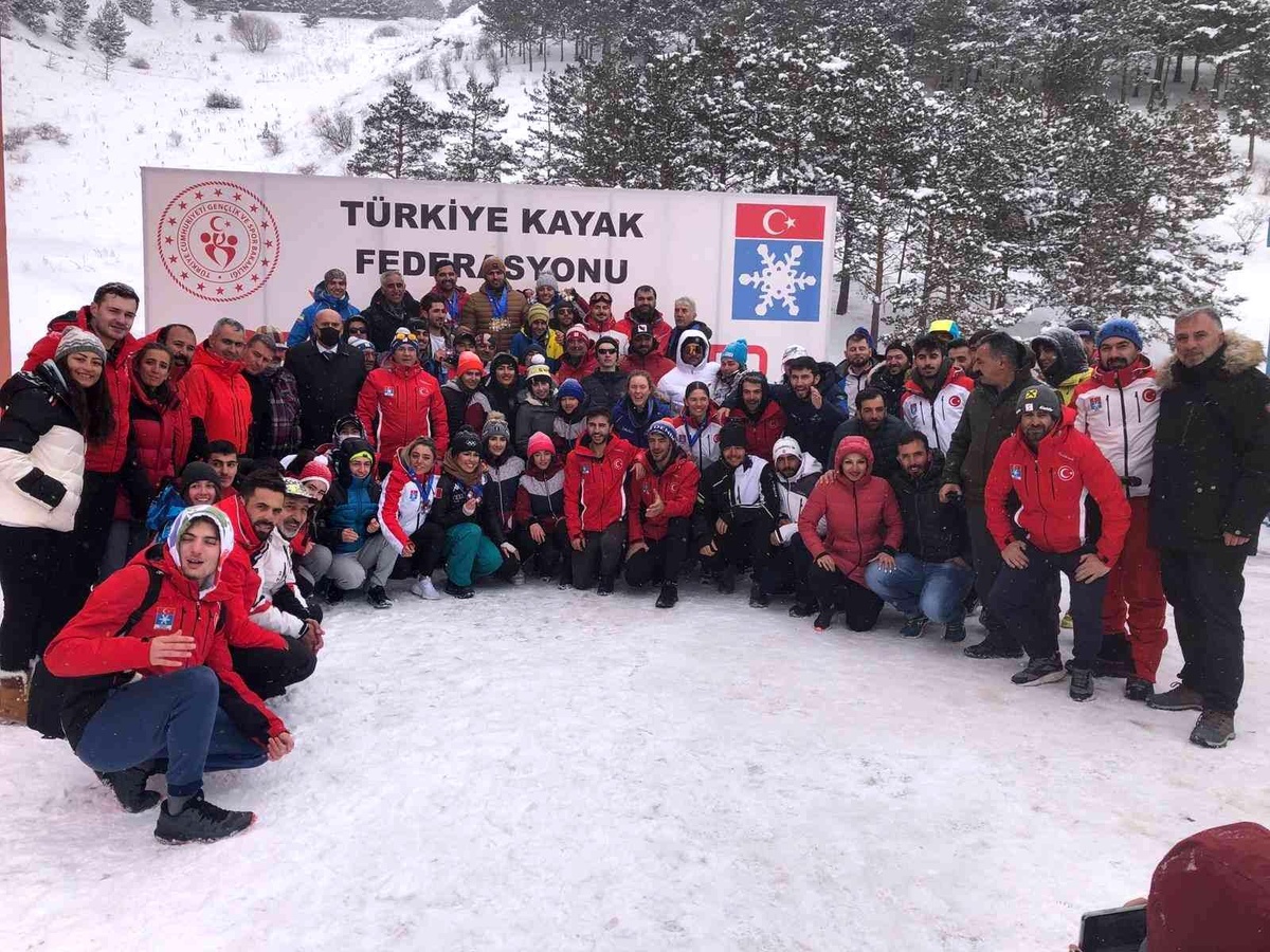 Kayak Milli Takımı, Anadolu Kupası\'nı 8 madalyayla tamamladı