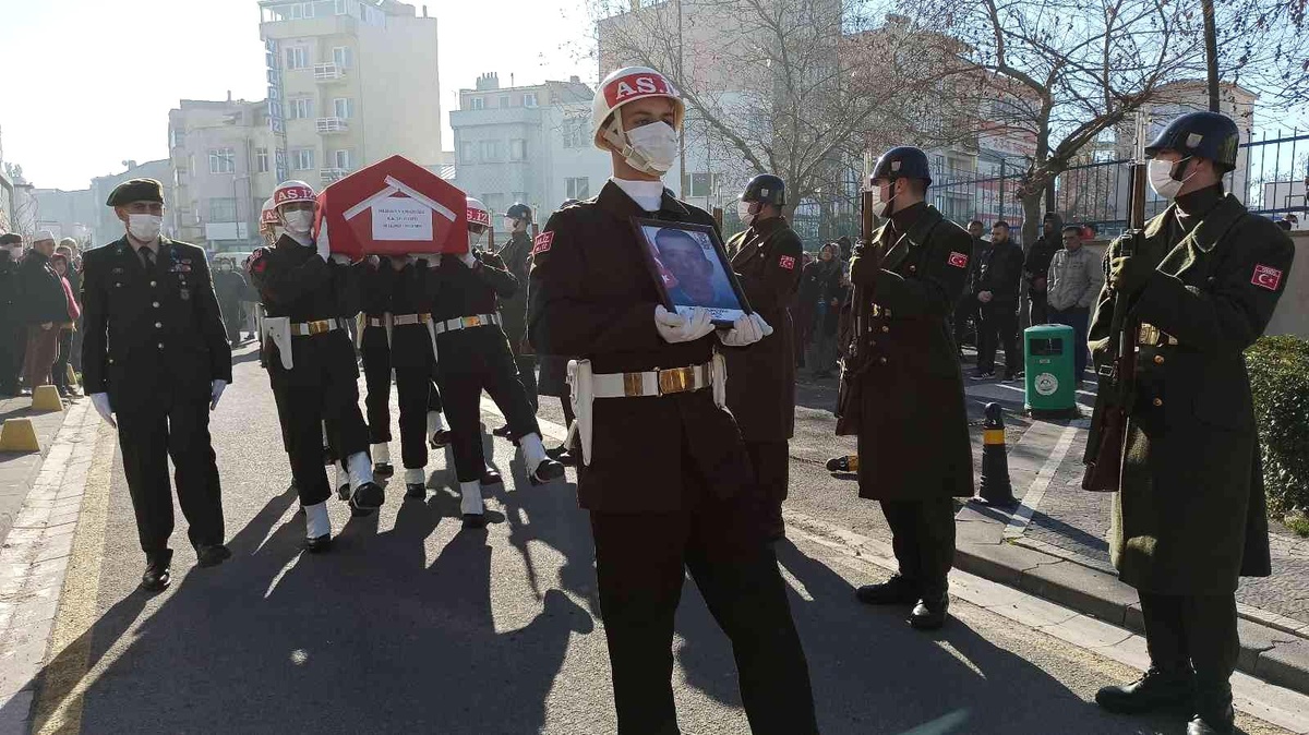 Keşanlı Kıbrıs Gazisi askeri törenle defnedildi