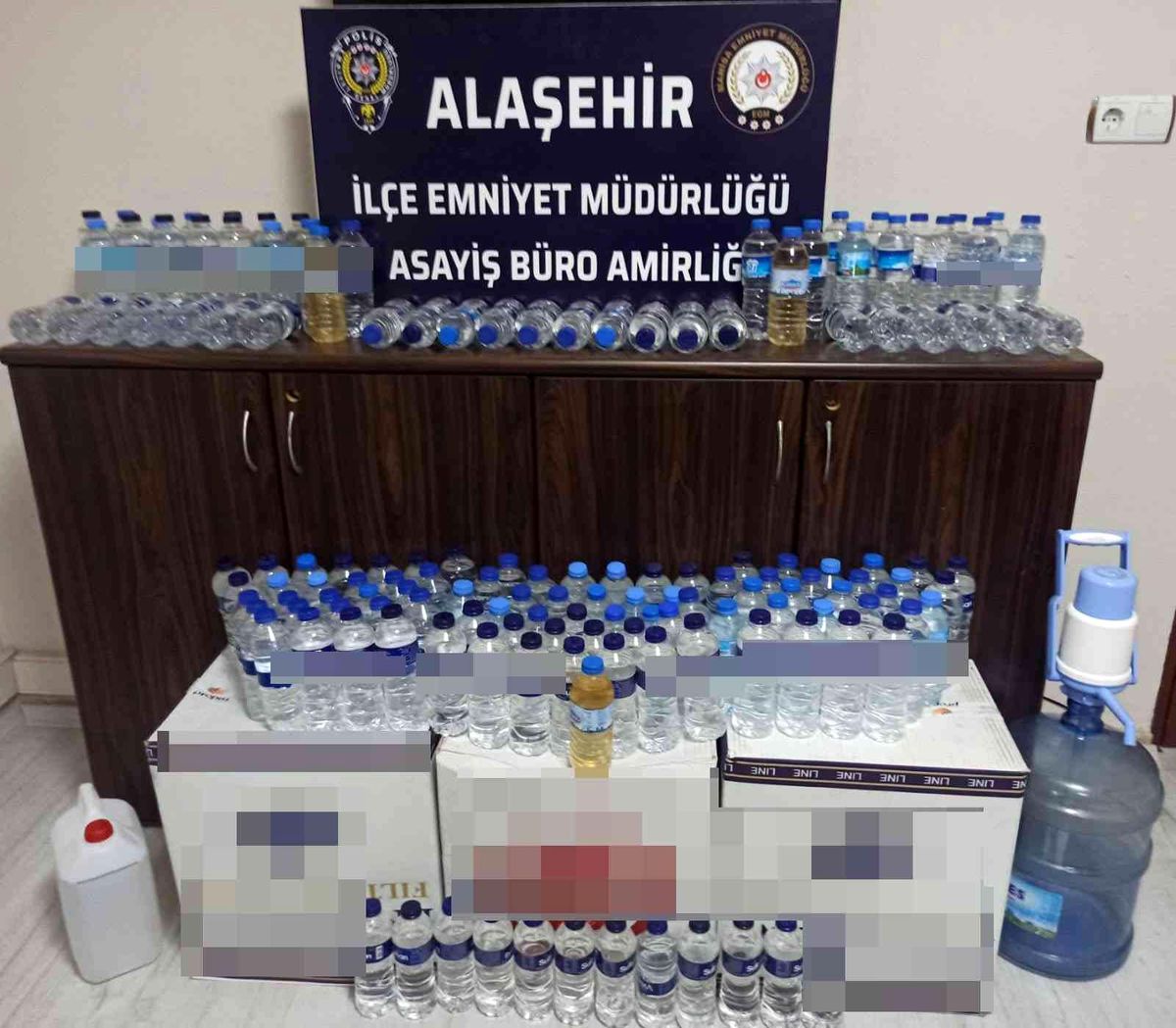 Manisa\'da sahte içki operasyonu: 1 kişi gözaltına alındı