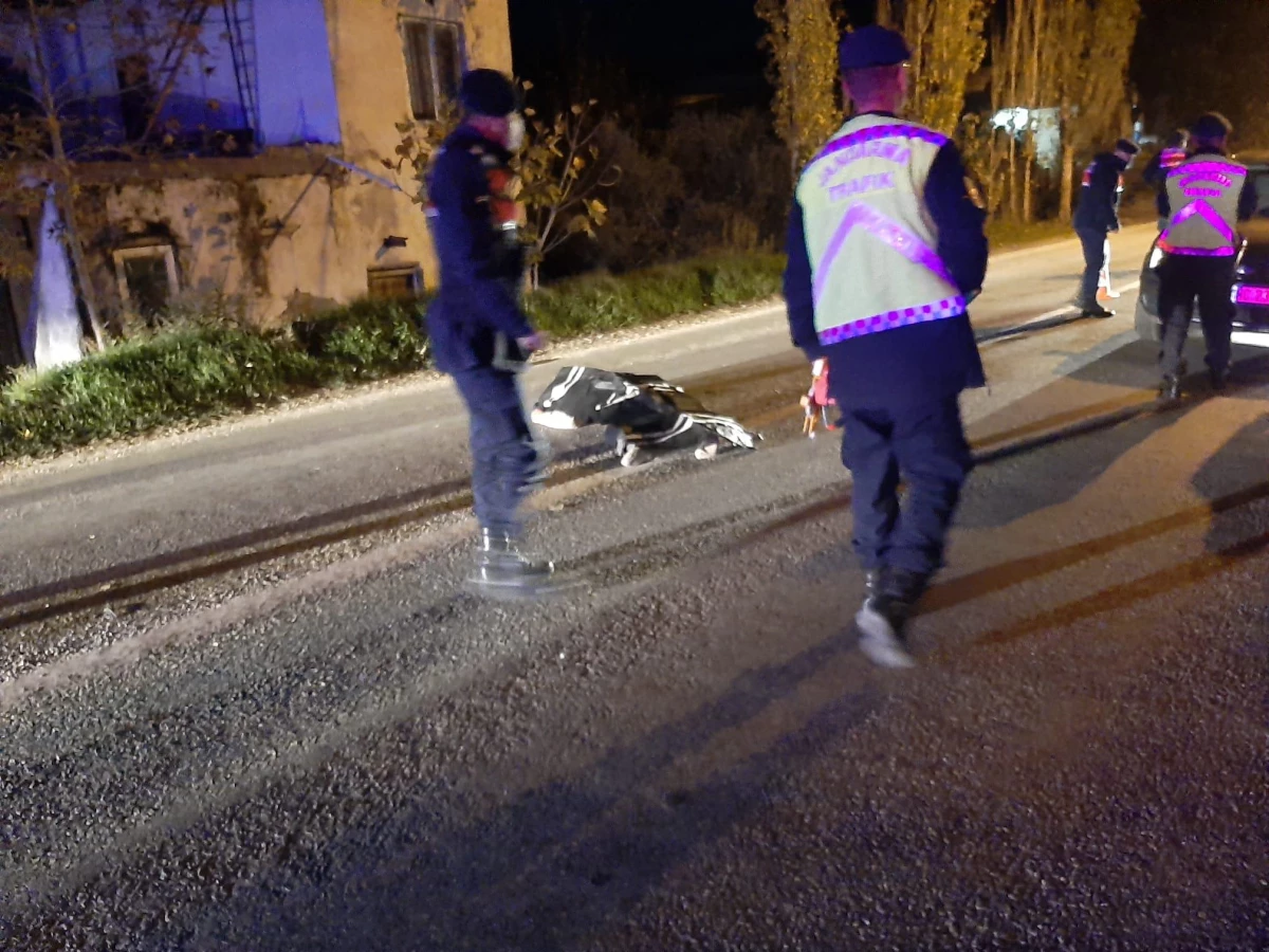 Mersin\'de ölümlü ve yaralanmalı trafik kazasına karışan 2 araç sürücüsünden 1\'i yakalandı