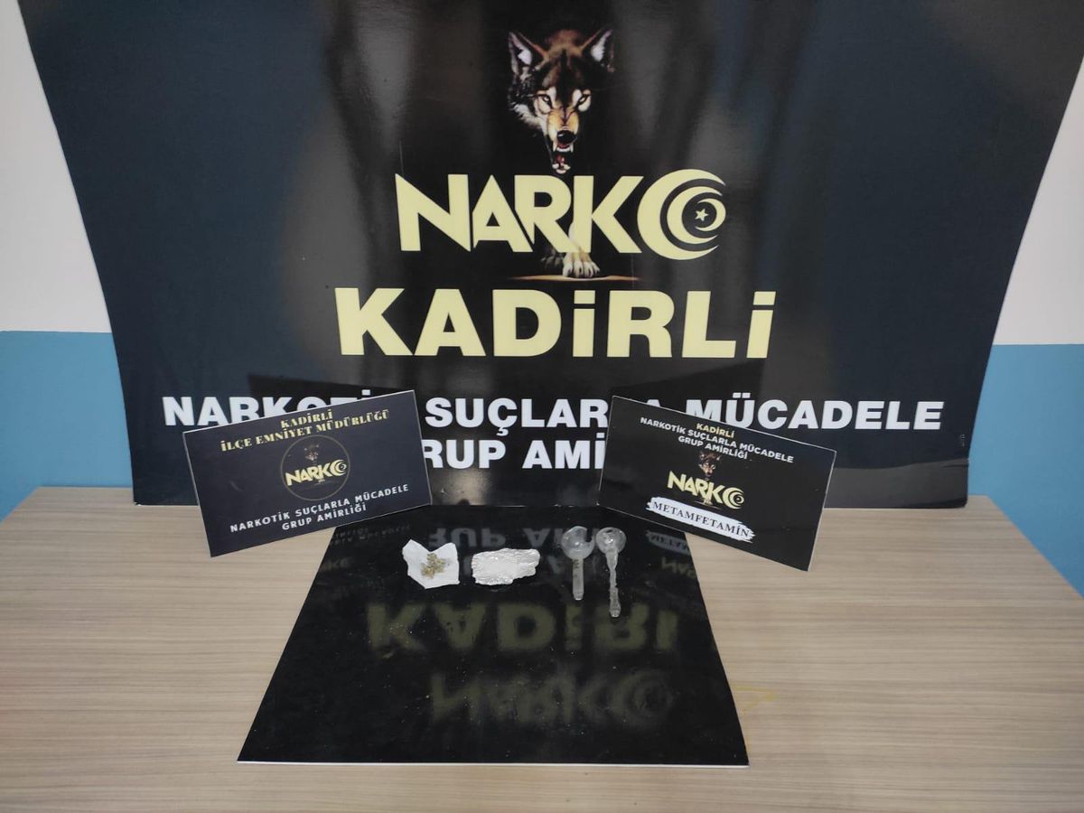 Son dakika haberleri | Osmaniye\'de düzenlenen uyuşturucu operasyonunda yakalanan 4 zanlı tutuklandı