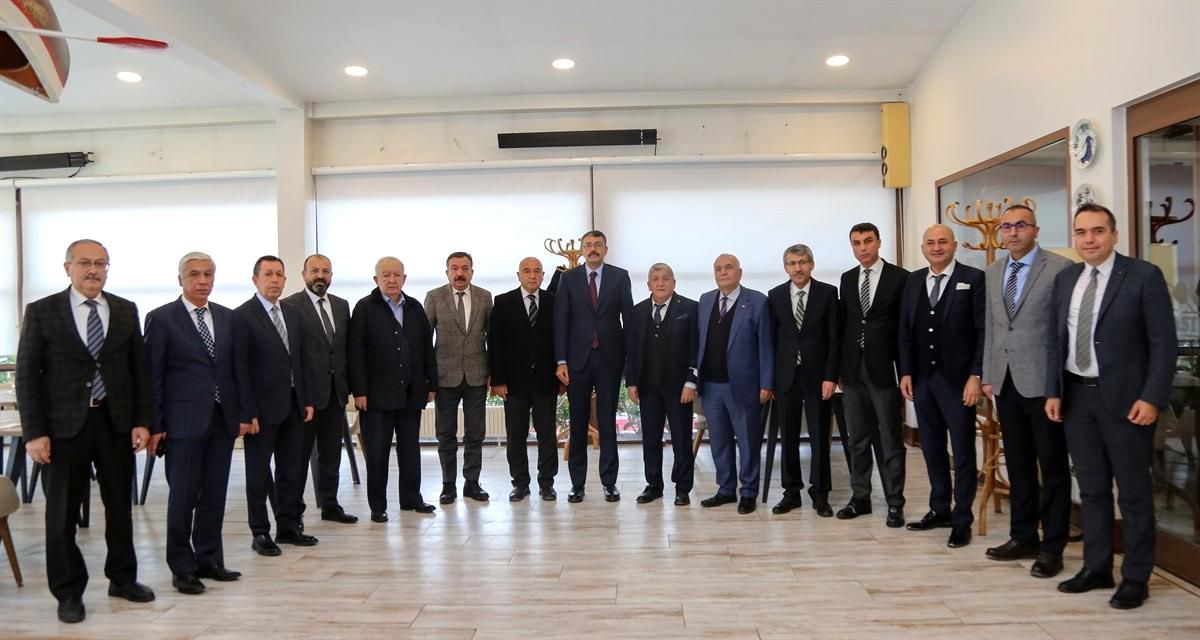 Vali Ali Çelik, \'Ekonomi Toplantısı\'na başkanlık etti