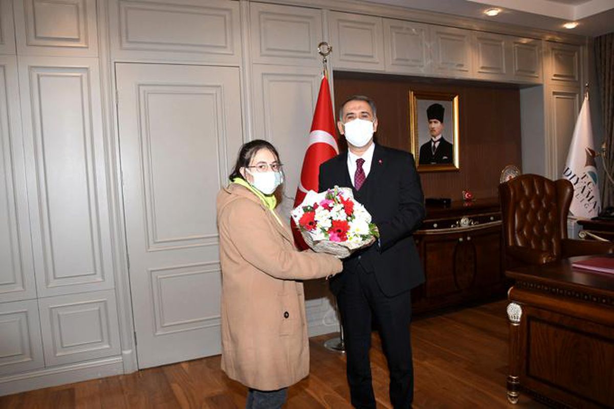 Vali Mahmut Çuhadar\'a Dünya Göçmenler Günü Ziyareti