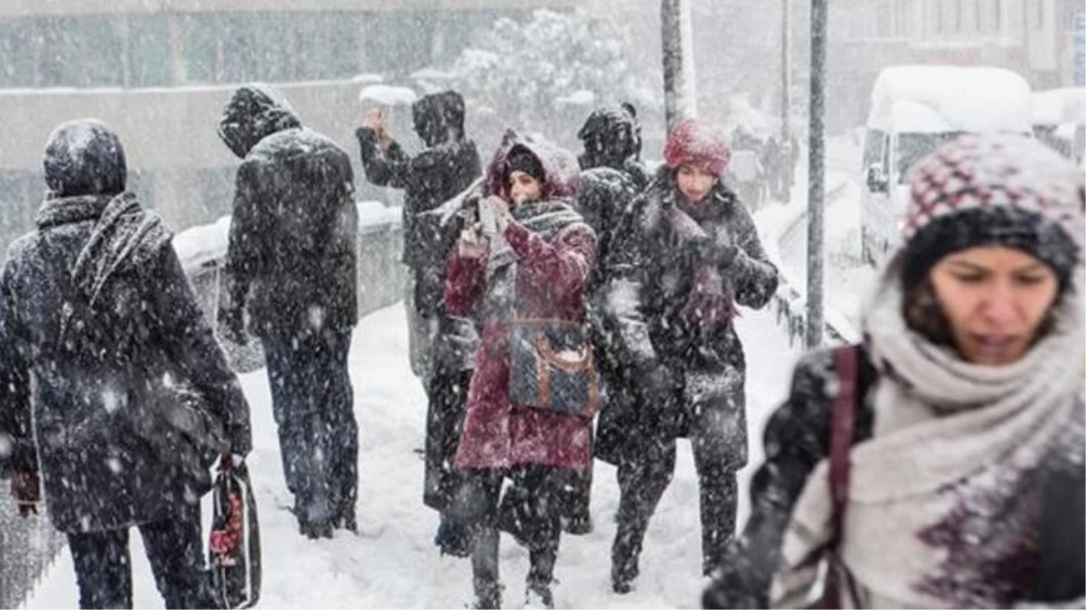 Yılbaşında İstanbul\'a kar yağacak mı? Meteoroloji tahminlerini açıkladı