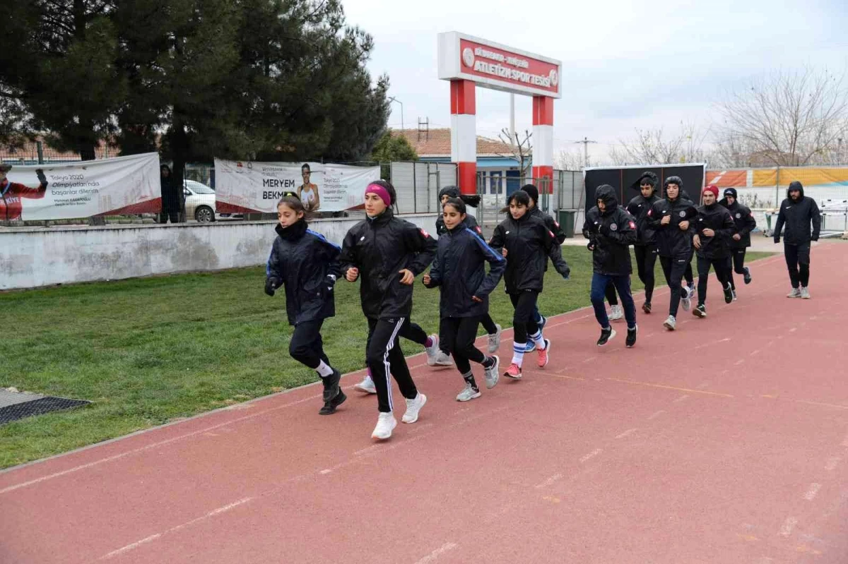 Diyarbakır\'da atletizm takımı Türkiye Şampiyonasına hazırlanıyor
