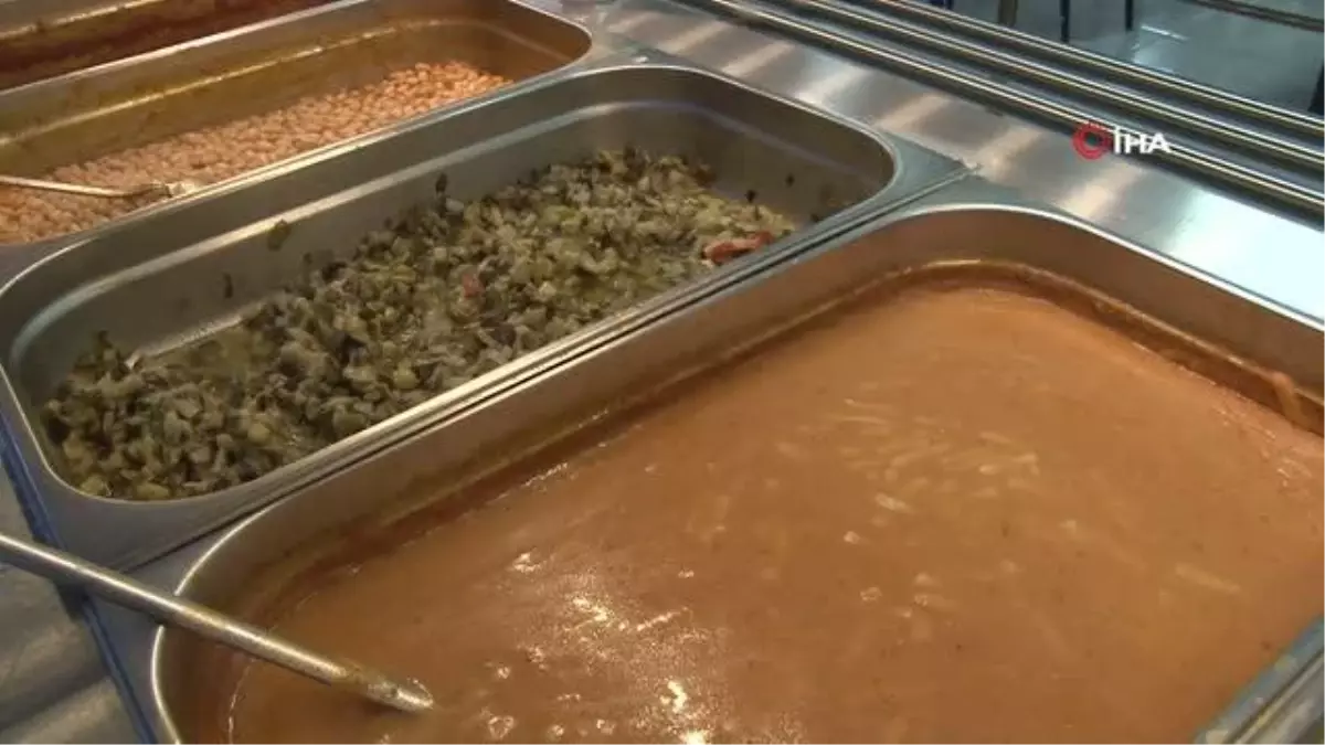 Aydın\'da gönüllü gençler komşularının kahramanı oldular