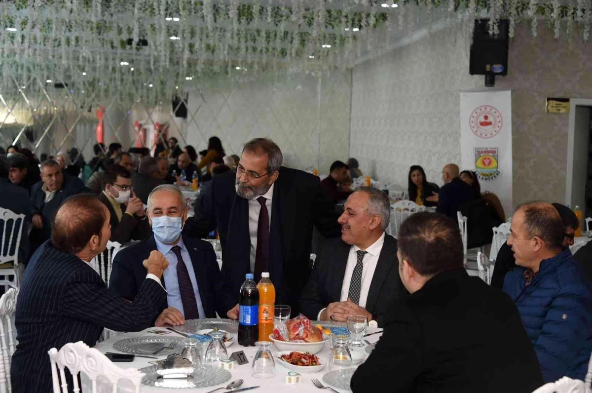 Başkan Bozdoğan, Ankara\'daki Tarsuslularla buluştu