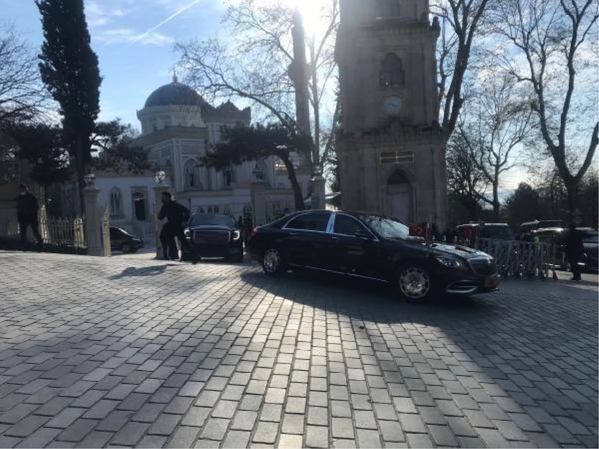 Son Dakika | Cumhurbaşkanı Erdoğan cuma namazını Yıldız Hamidiye Camisi\'nde kıldı