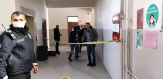 Öğretmeninden izin alarak sınıftan çıkan genç kız, okula getirdiği silahla intihar etti