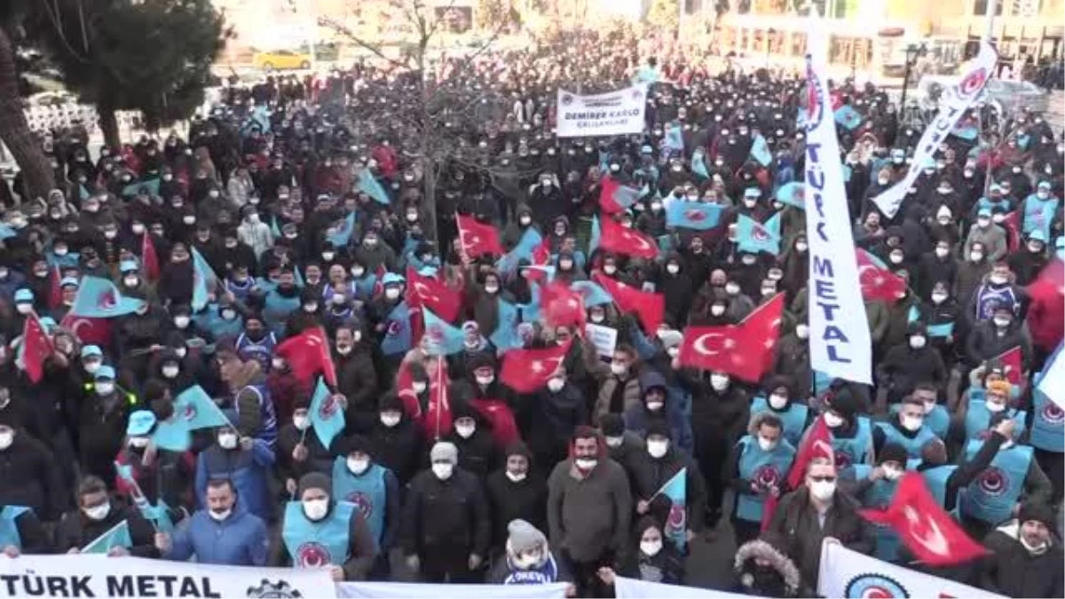 ESKİŞEHİR - Türk Metal Sendikası üyelerinden toplu iş sözleşmesi eylemi
