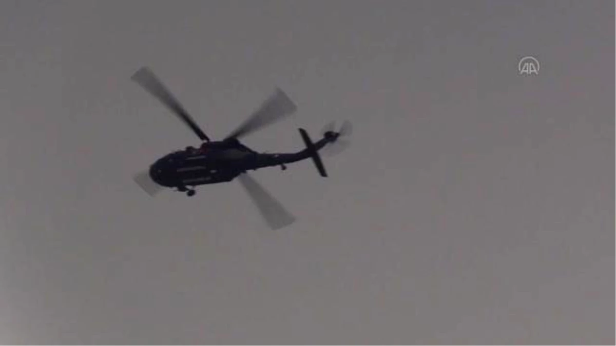 GAZİANTEP - Gaziantep\'in düşman işgalinden kurtuluşu gösteri uçuşuyla kutlandı