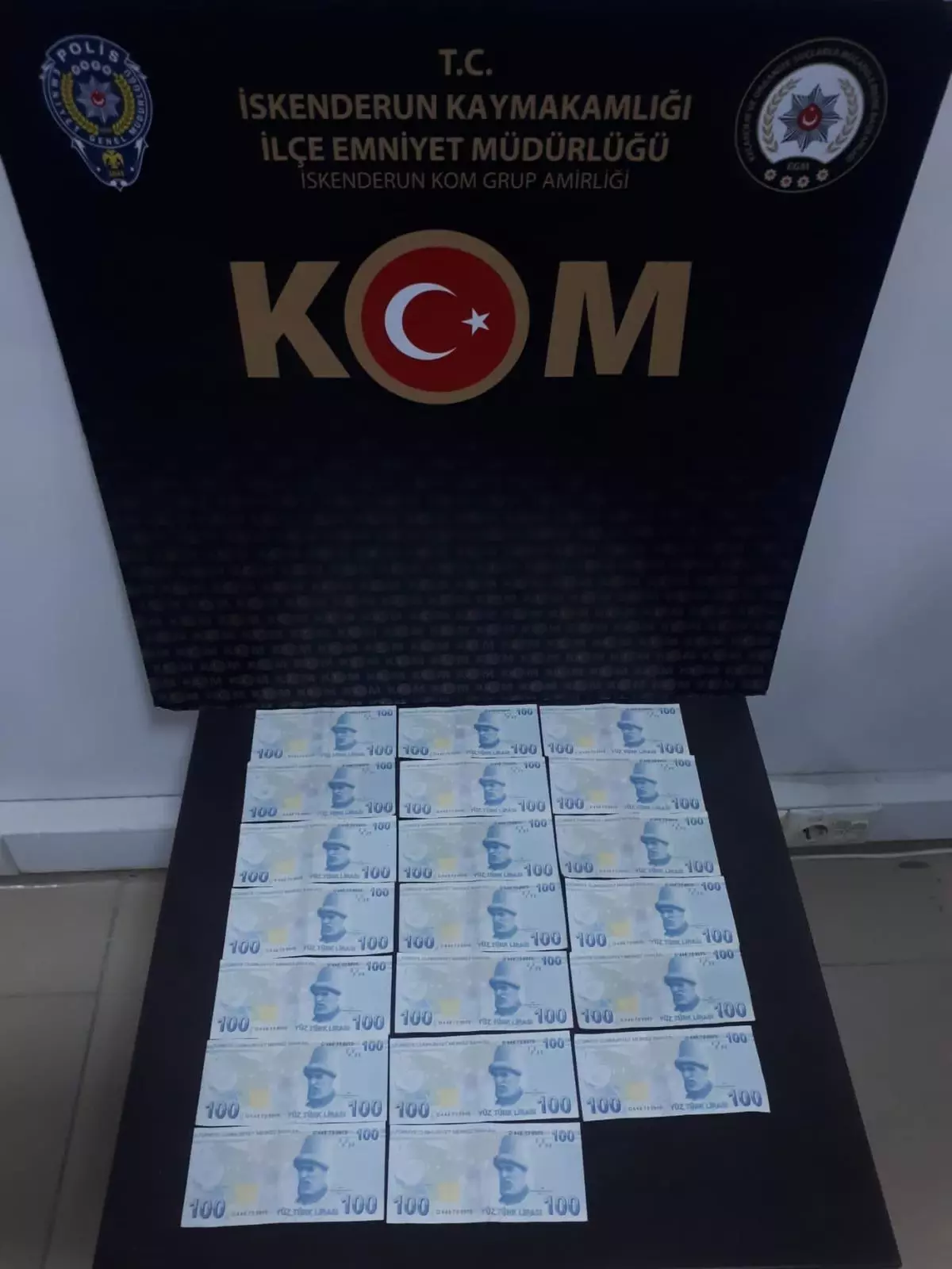 İskenderun\'da sahte 100 liralık banknotlar ele geçirildi