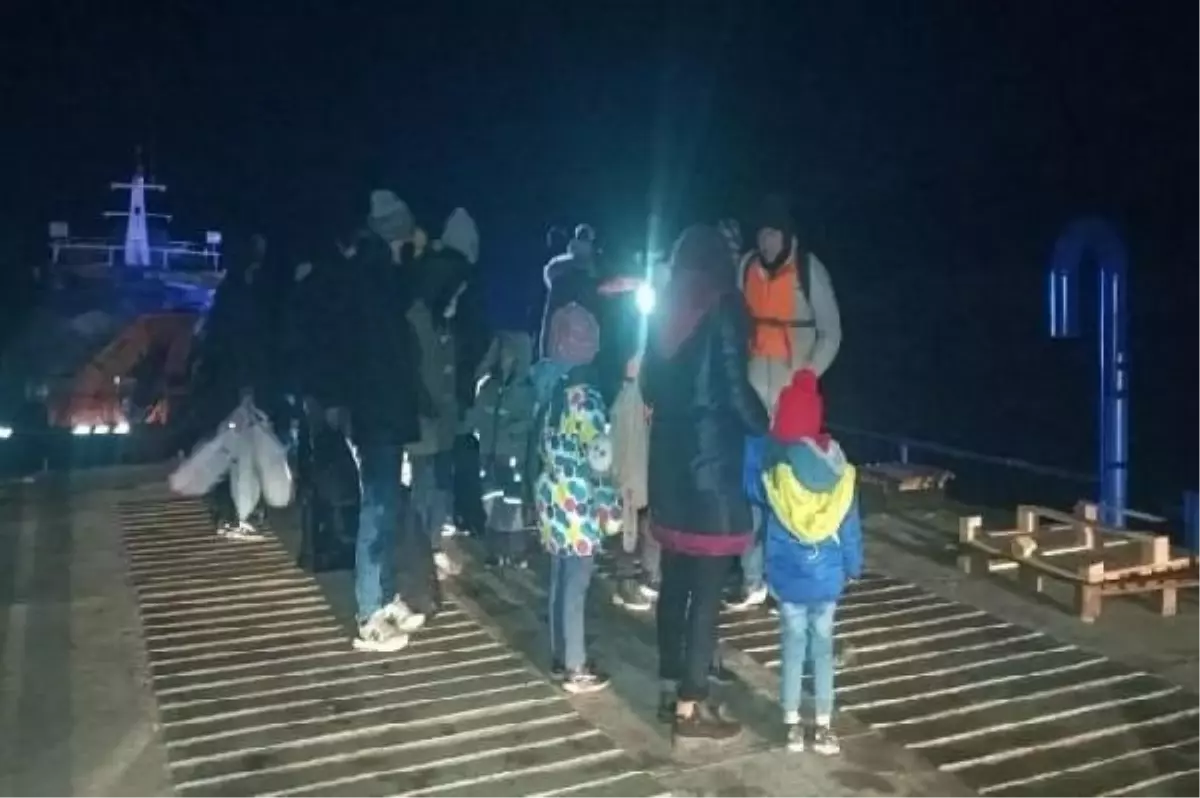 İzmir'de 164 kaçak göçmen yakalandı, 78 göçmen kurtarıldı