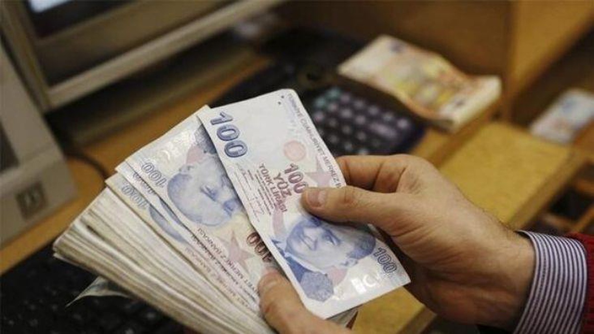 Memur ve emeklilere müjde! Zamla birlikte ek ödemeler de artacak