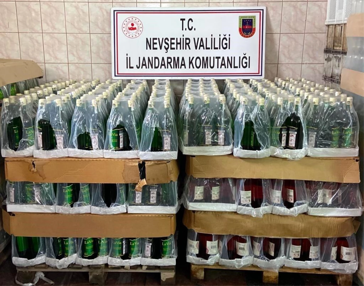 Nevşehir\'de satışa hazır 732 şişe kaçak şaraba el konuldu