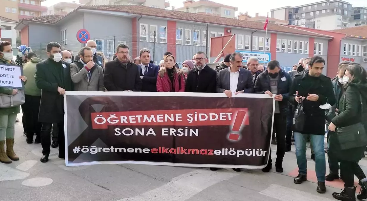 Öğretmene yapılan saldırıyı kınadılar