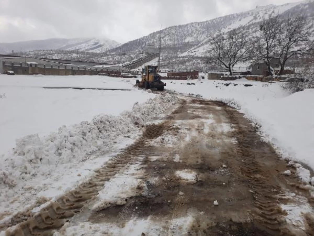 Şırnak, Elazığ, Bingöl ve Batman\'da 119 yerleşim yerine ulaşım sağlanamıyor